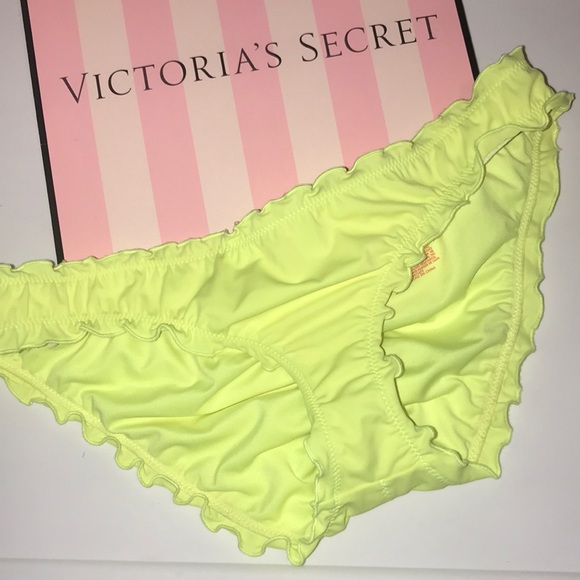 Victoria's Secret Other - Victorias Secret The cheeky ruffle Small